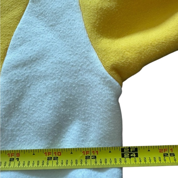 Levi’s Colorblock Cropped Hoodie – Size XL - Picture 5 of 6